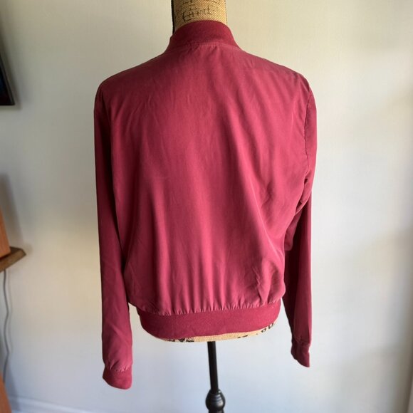 American Apparel • Amelia Red Sateen Crop Bomber Jacket • Size M - Picture 9 of 12
